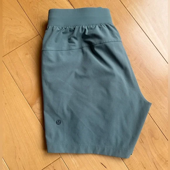 Lululemon Athletica Shorts - Picture 1 of 4